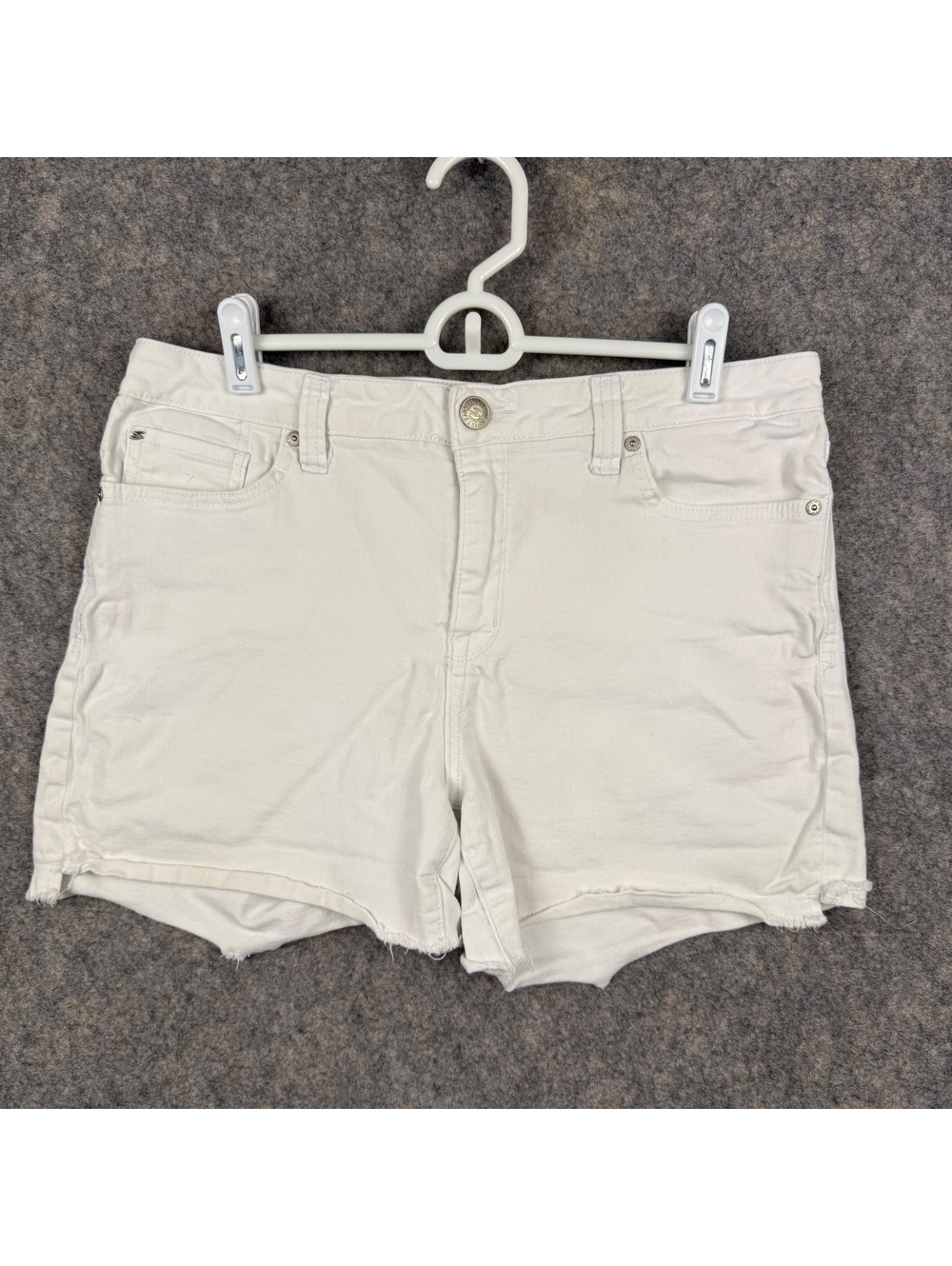 Seven7 Raw Hem White Denim Shorts Tan Women Size 12 Stretch 738